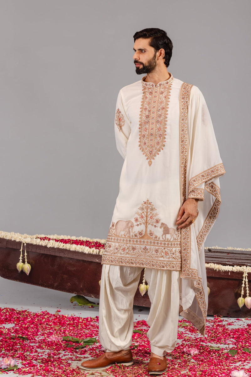 Chaar Kadam Cream Kurta Set