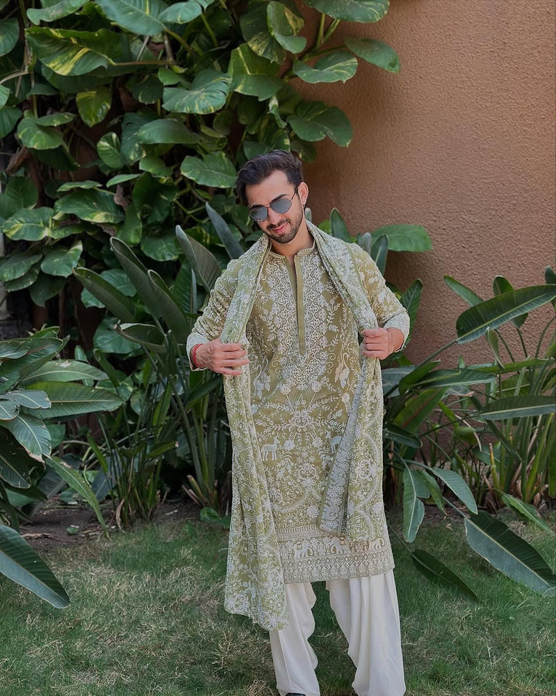 Abhishek Verma in Mrityunjay Mehandi Kurta Set