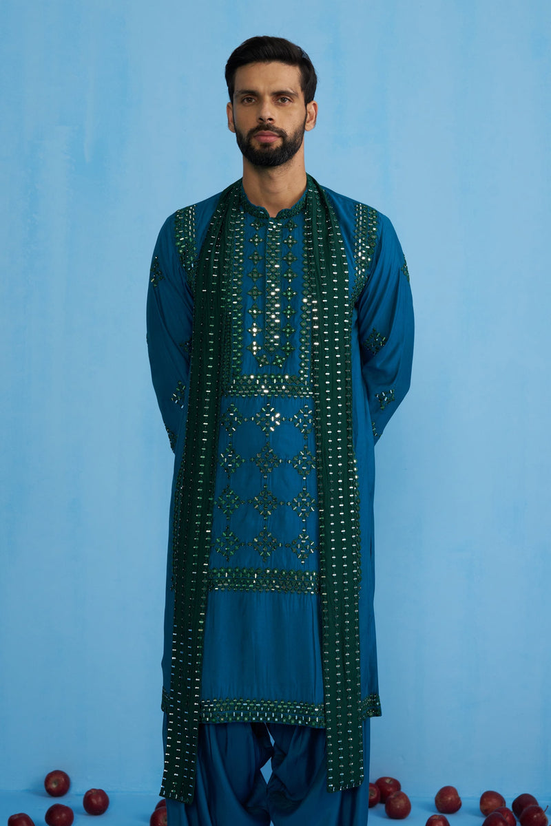 Ssanjay Gaggnani in DARPAN TEAL BLUE KURTA SET