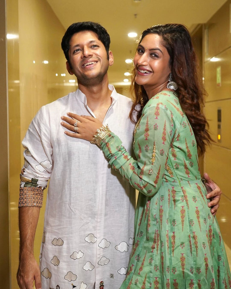 Anant Off White Linen Zipper Front Open Kurta Set