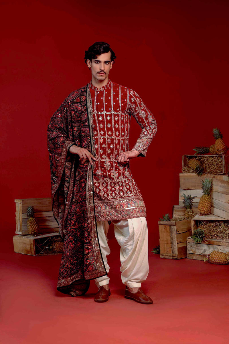 𝐔𝐬𝐦𝐚𝐧 𝐆𝐚𝐧𝐢 in KUSH WINE