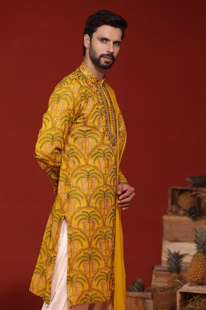 Abhiijeet Saawant in Chaitanya Haldi Kurta Set