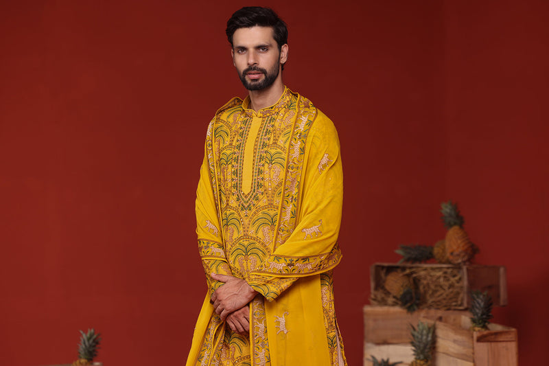 Abhiijeet Saawant in Chaitanya Haldi Kurta Set