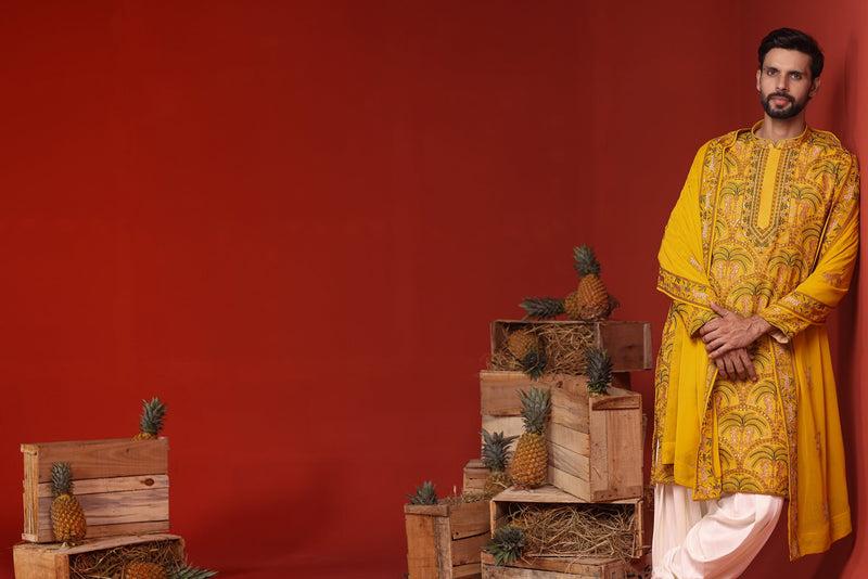 Abhiijeet Saawant in Chaitanya Haldi Kurta Set