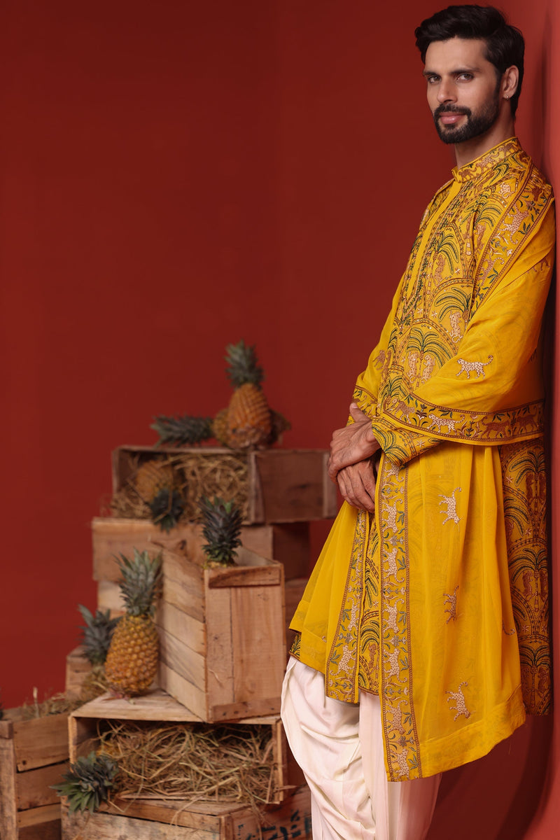 Abhiijeet Saawant in Chaitanya Haldi Kurta Set