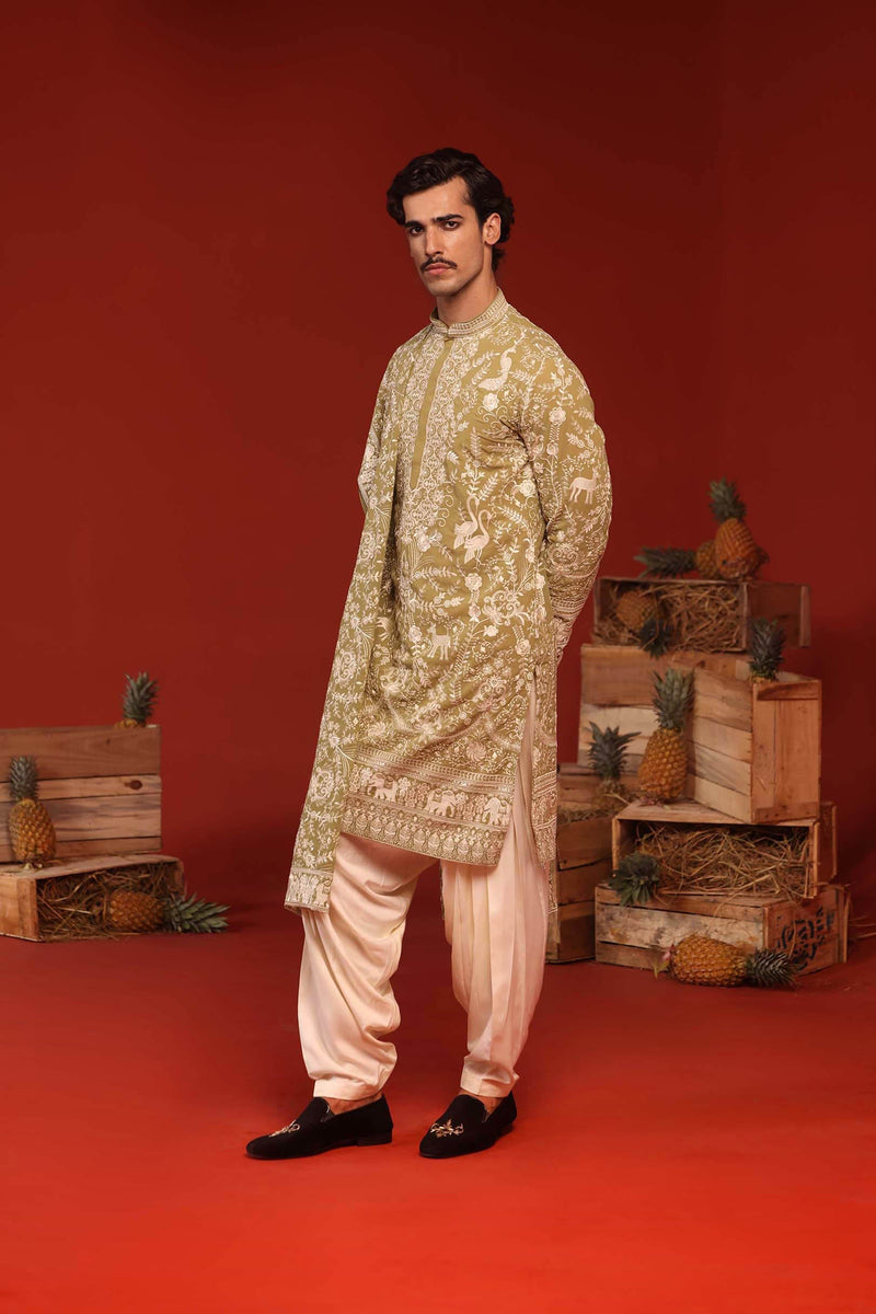 Abhishek Verma in Mrityunjay Mehandi Kurta Set