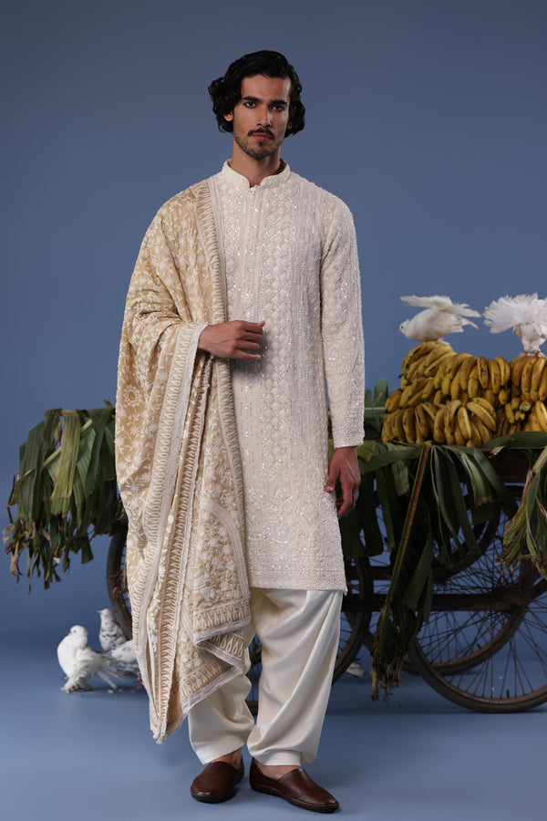 Vishal Pandey in Arham Cream Kurta Set