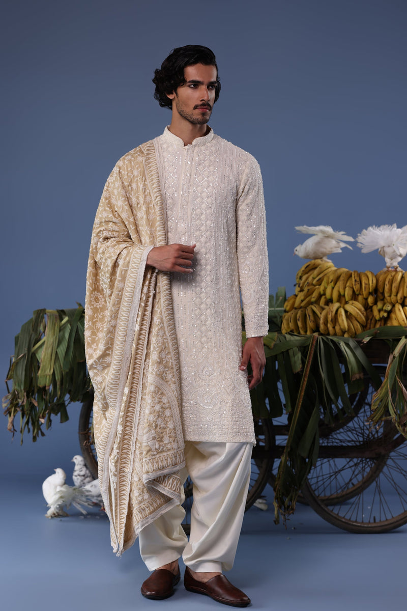 Vishal Pandey in Arham Cream Kurta Set