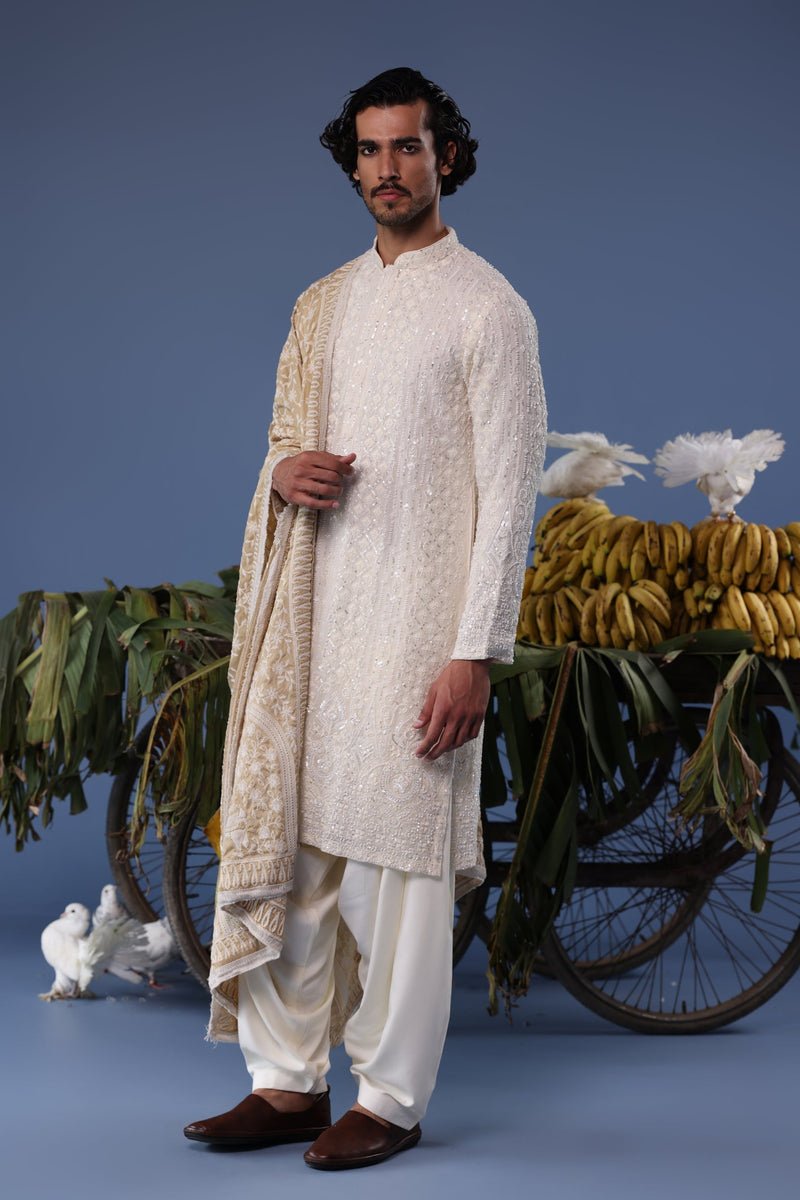 Vishal Pandey in Arham Cream Kurta Set