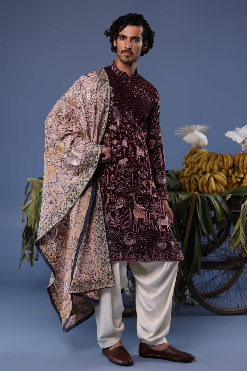 Rishabh Jaiswal in Kaif Giraffe Wine Kurta Set
