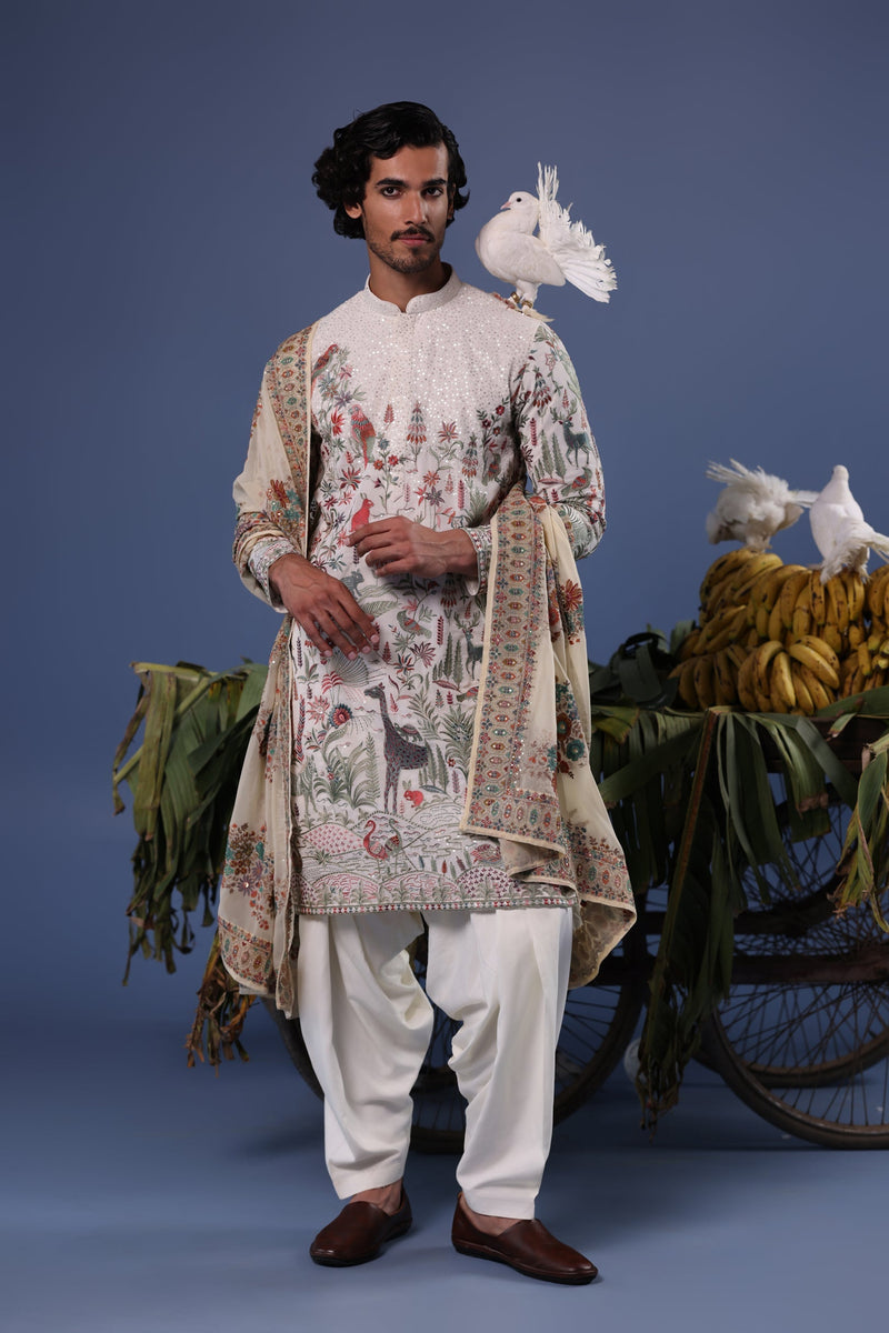 Rishabh Jaiswal in Jibran Giraffe Ivory Kurta Set