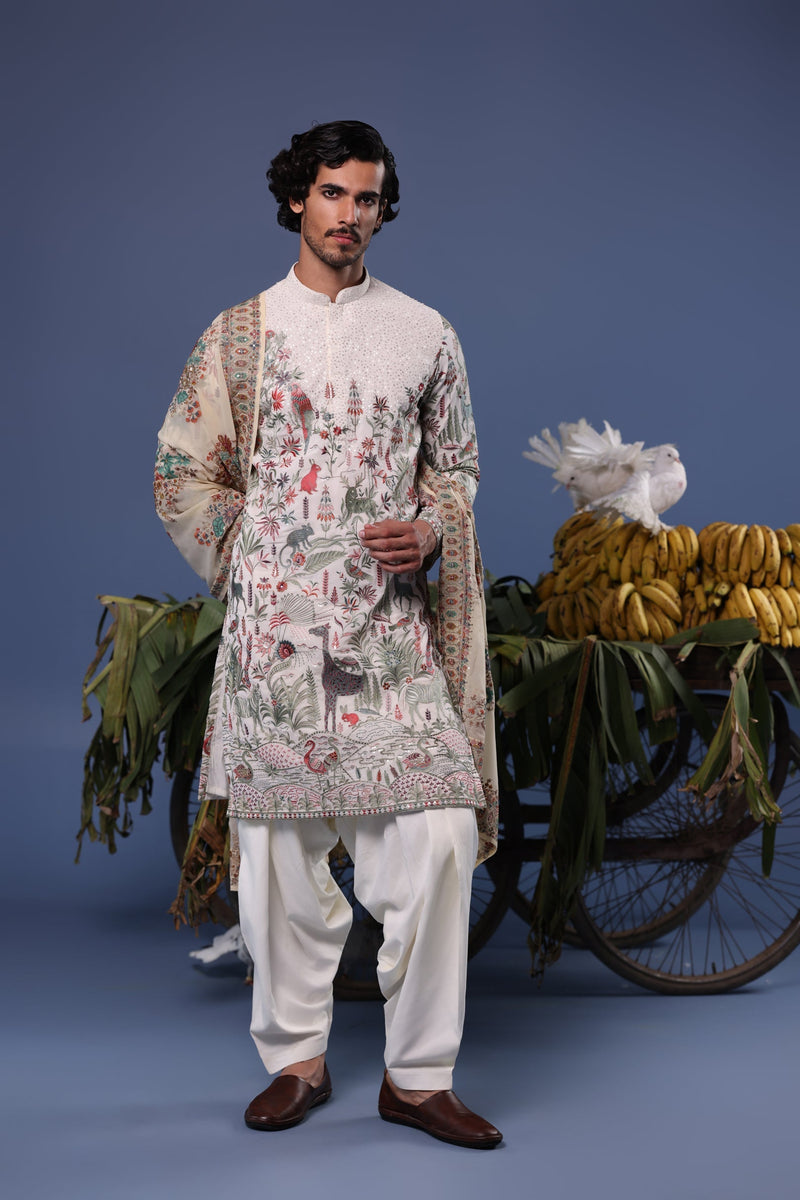 Rishabh Jaiswal in Jibran Giraffe Ivory Kurta Set