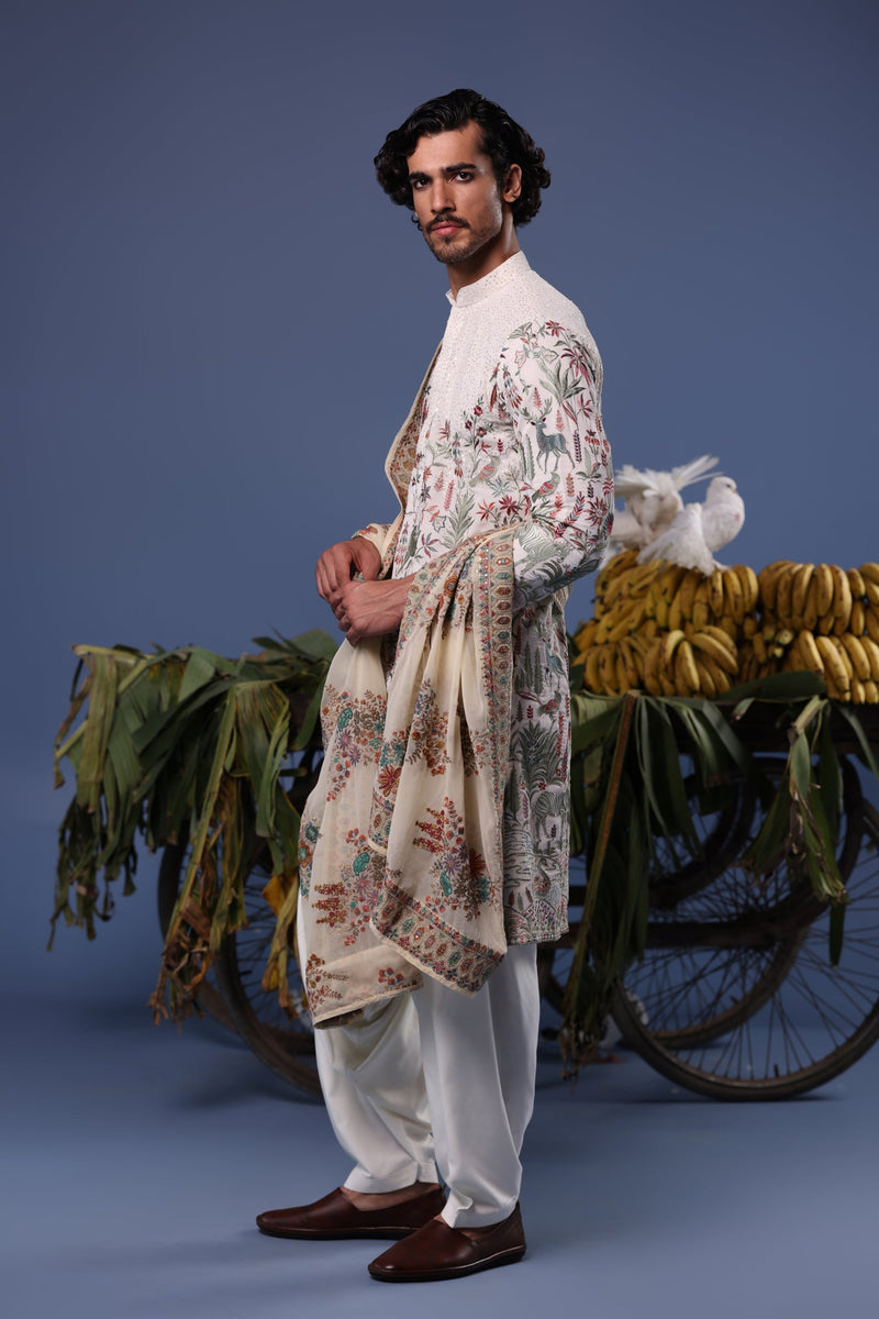 Rishabh Jaiswal in Jibran Giraffe Ivory Kurta Set