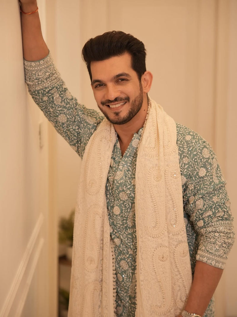 Arjun Bijlani  in Jahan Blue Kurta Set