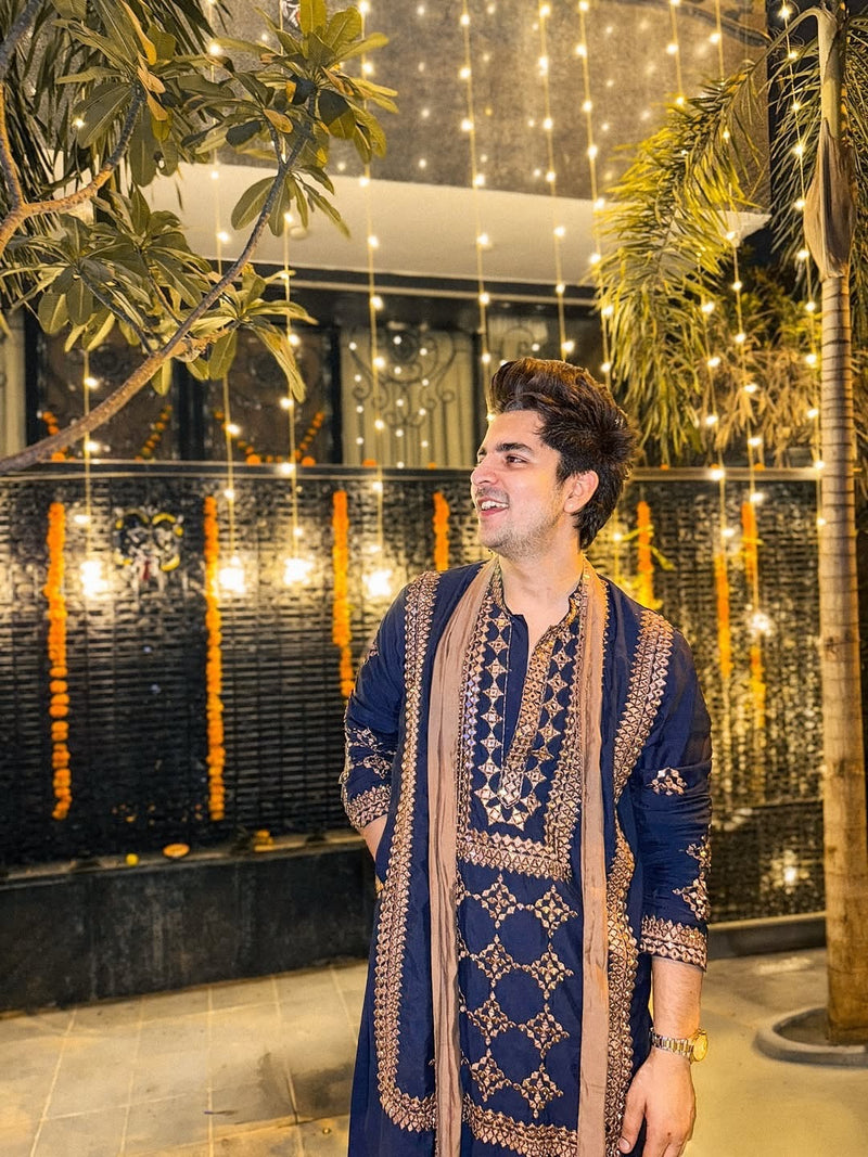 LAKSHAY GAUR in DARPAN NAVY BLUE KURTA SET