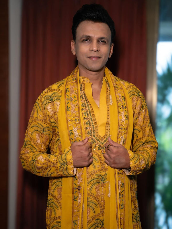 Abhiijeet Saawant in Chaitanya Haldi Kurta Set